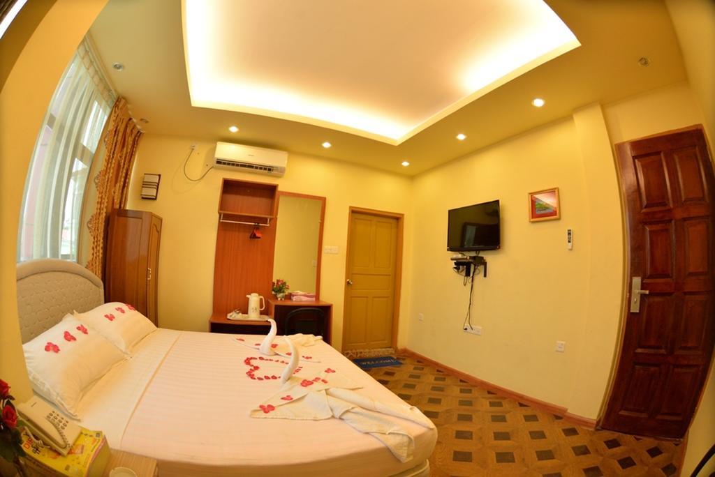 นิว โกลเด้น ฟอเวิร์ด โฮเต็ล Hotel ย่างกุ้ง ภายนอก รูปภาพ
